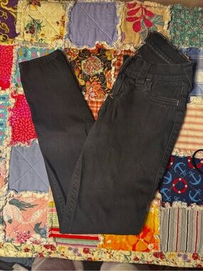 Black skinny jeans